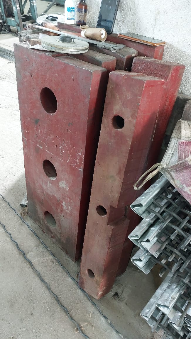 Jaw Image 1